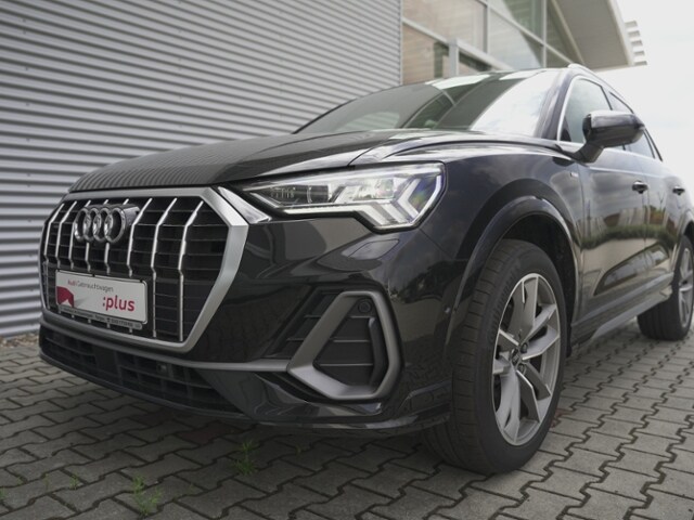 Image about Audi Q3 S line 40 TDI quattro S tronic