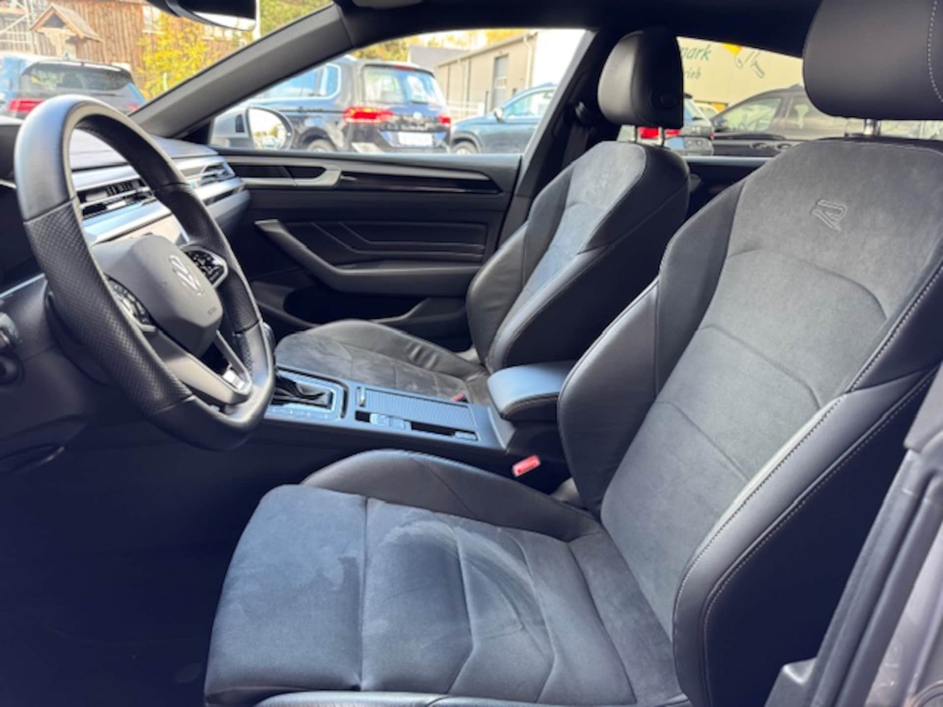 Volkswagen Arteon R-Line
