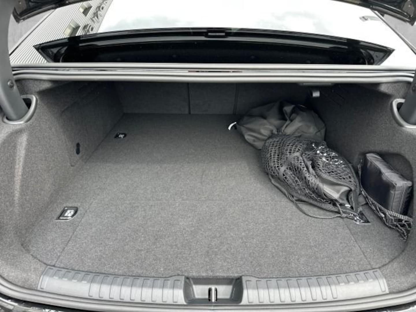 Bild über Audi A6 Limousine e-hybrid edition one e-hybrid quattro 270 kW S tronic - für weitere Informationen kontaktieren Sie den Audi Partner