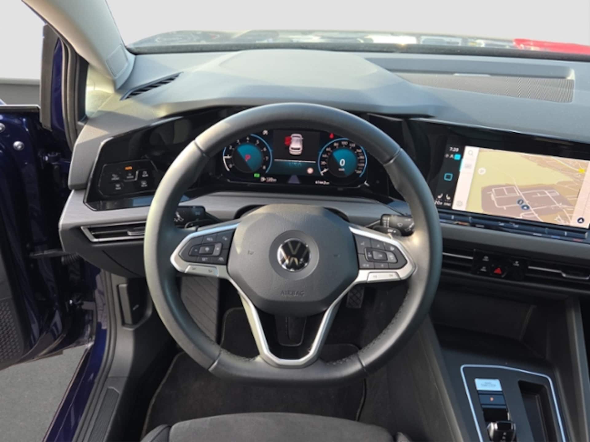Volkswagen Golf Style