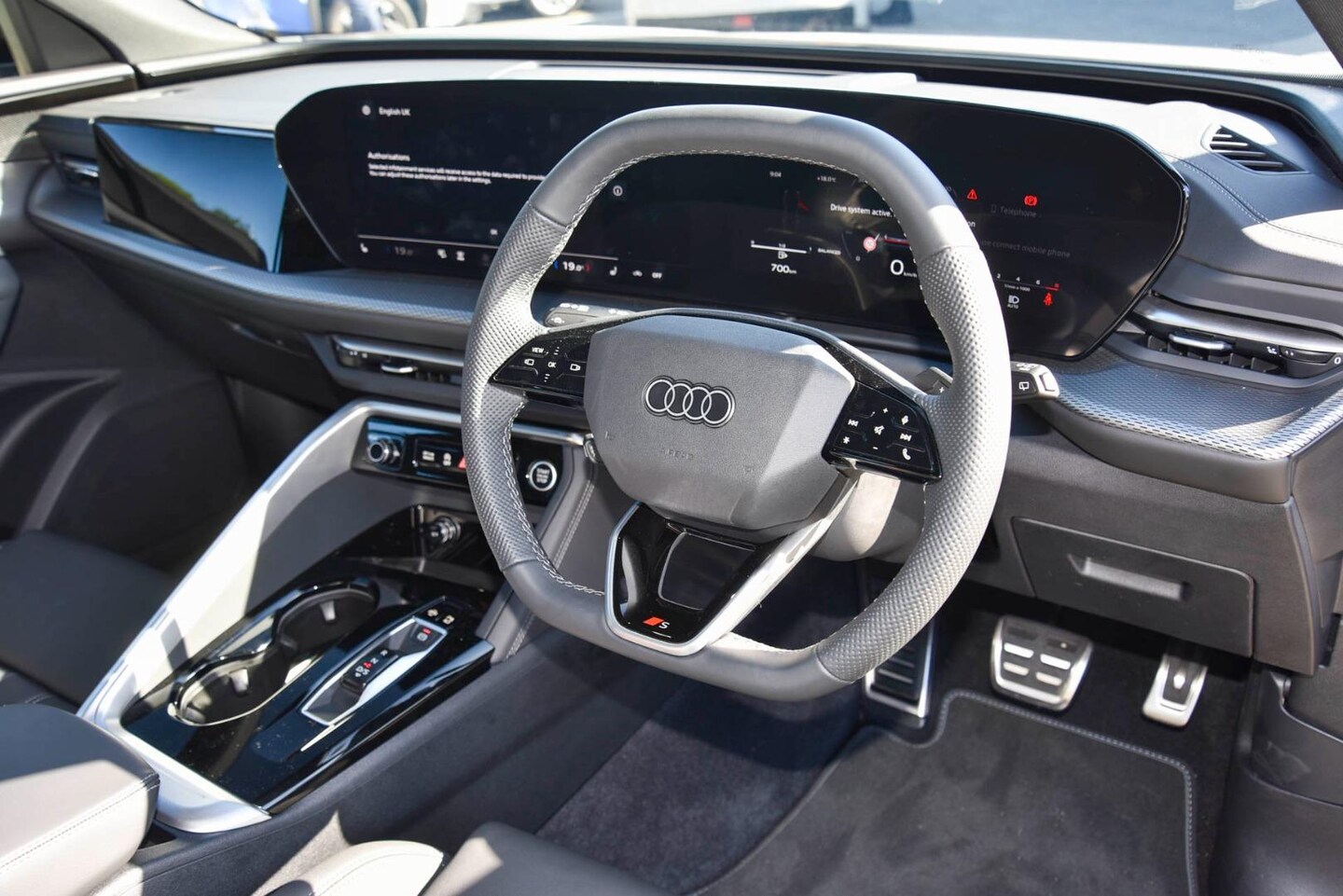 Image about Audi Q5 SUV TFSI quattro 200 kW sport