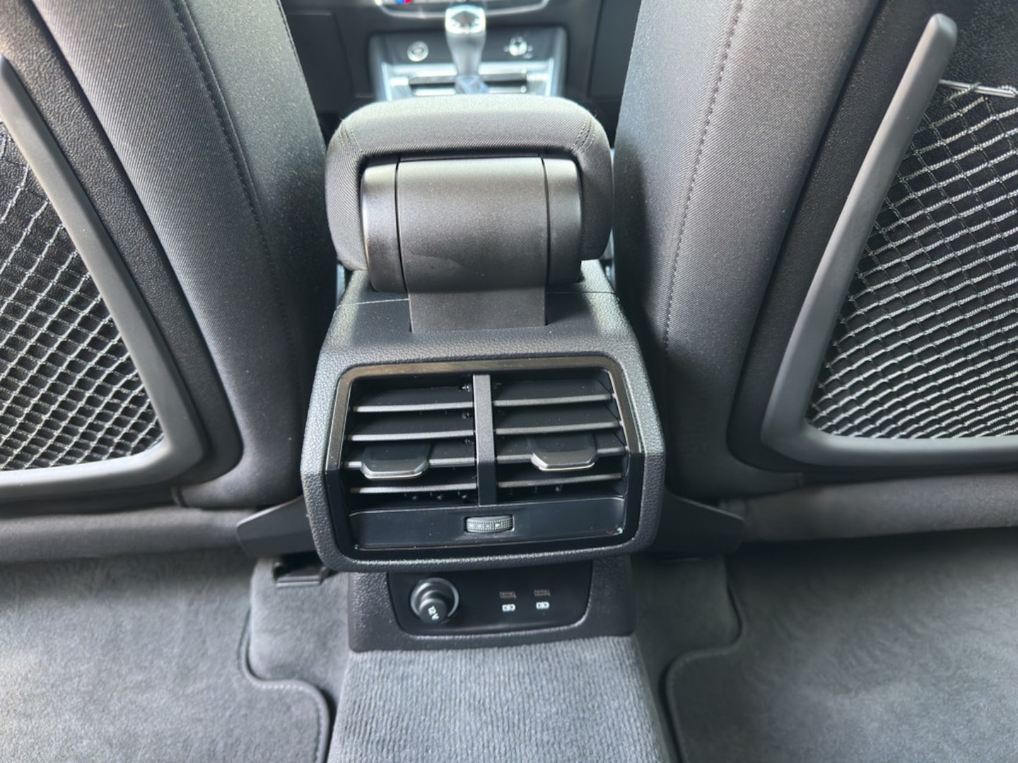 Bild über Audi Q3 advanced 35 TDI S tronic - für weitere Informationen kontaktieren Sie den Audi Partner