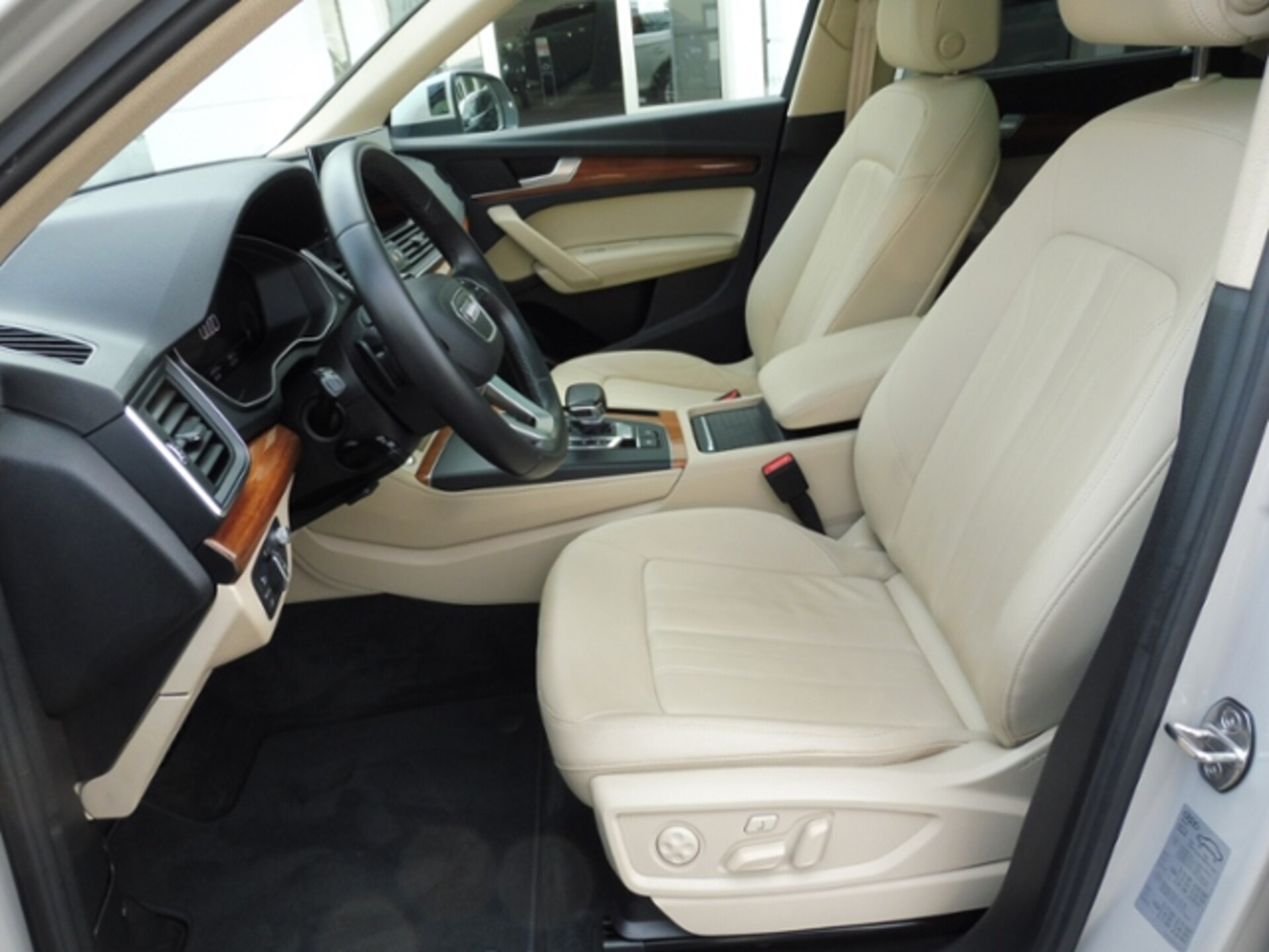 Audi Q5 TFSI e advanced