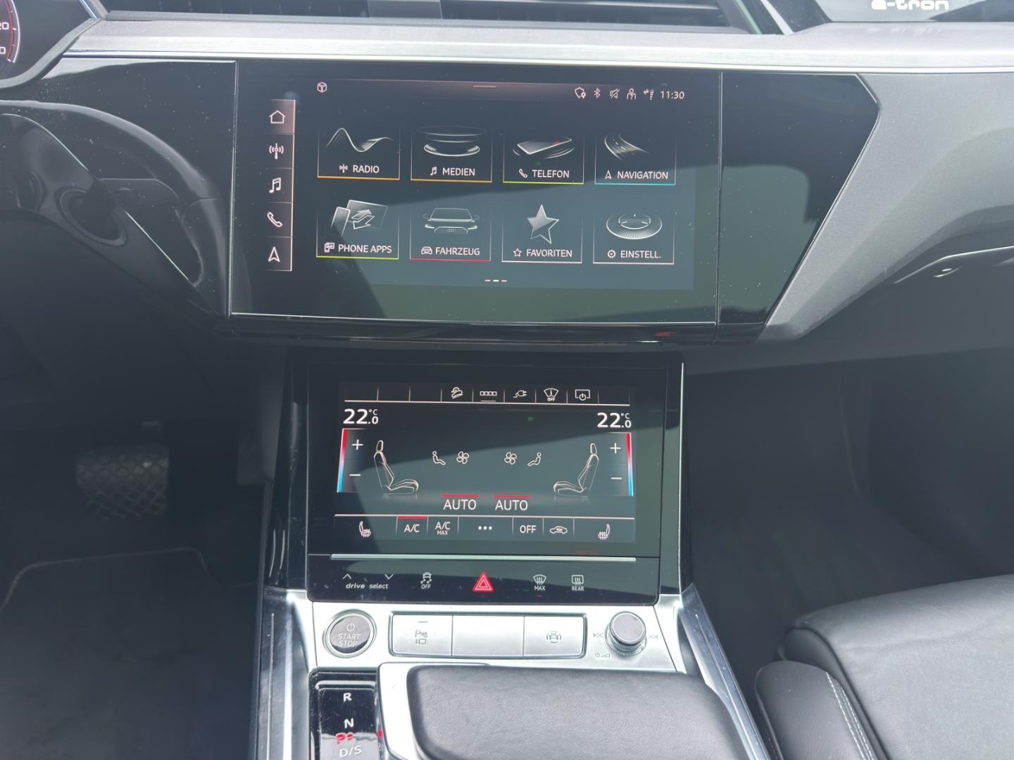 Image about Audi e-tron Sportback S line 55 quattro 300,00 kW