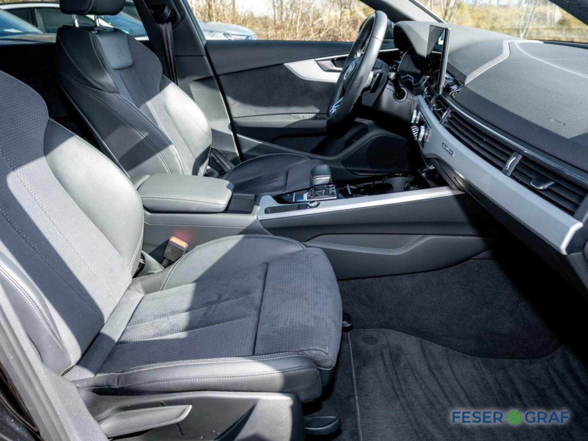 Audi A4 Avant S line