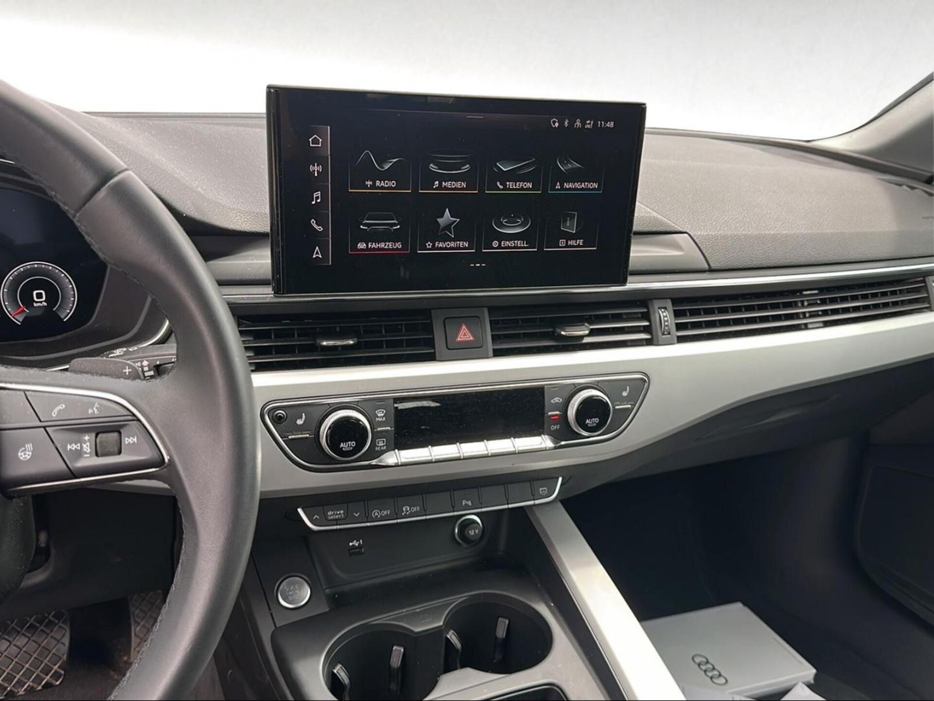 Audi A4 Avant S line