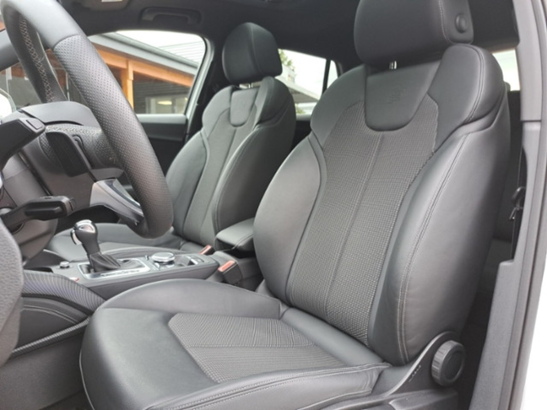 Audi SQ2