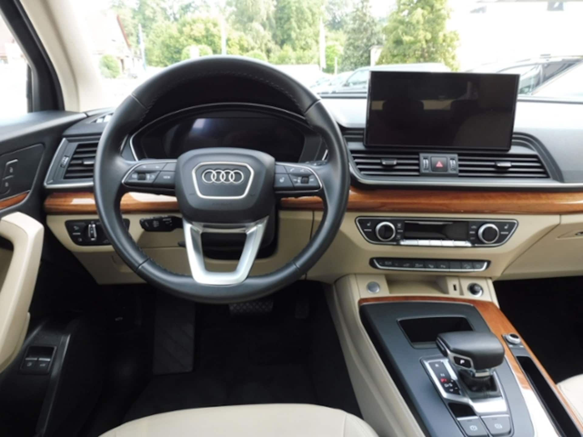 Audi Q5 TFSI e advanced