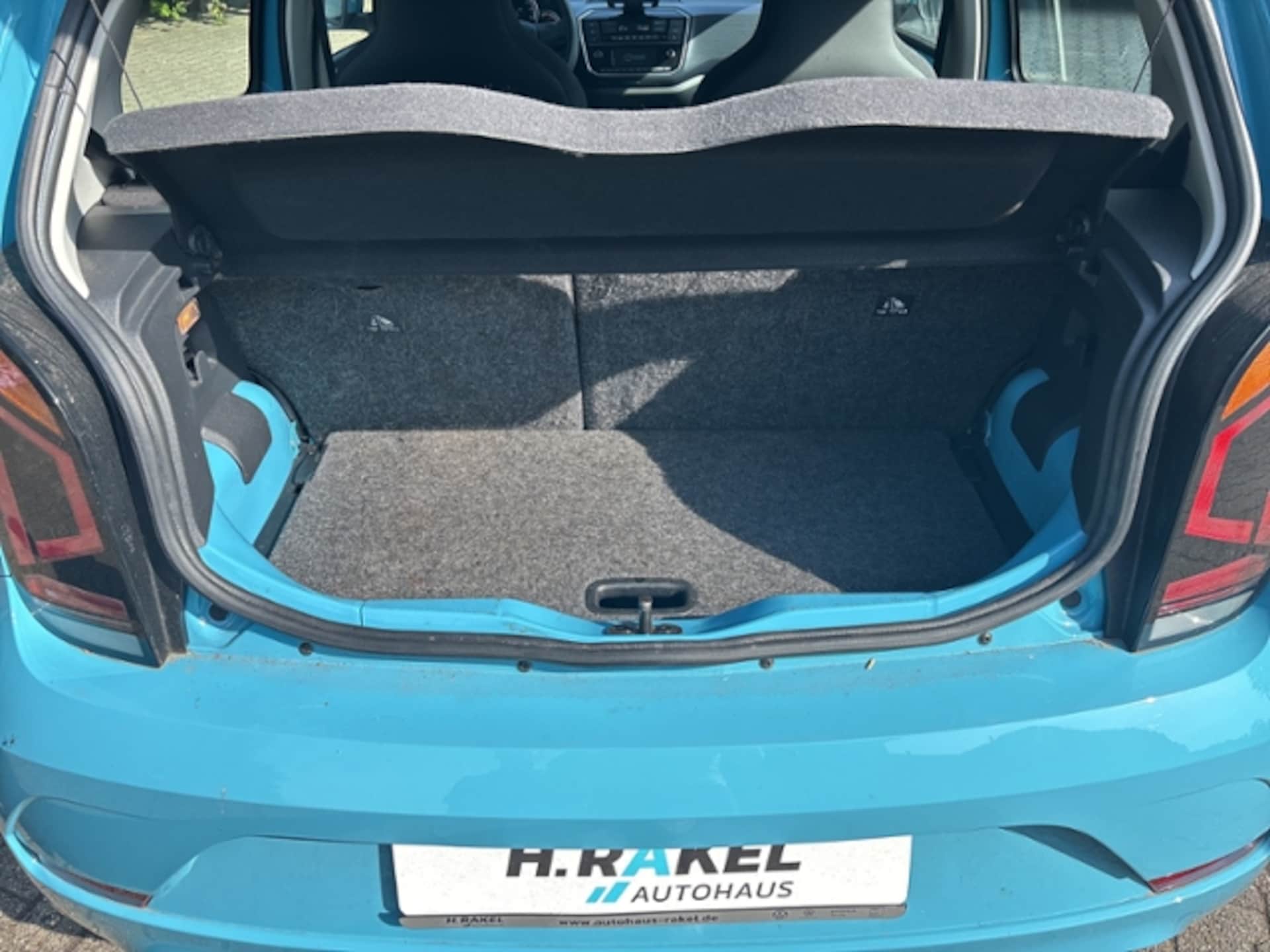 Volkswagen e-up!