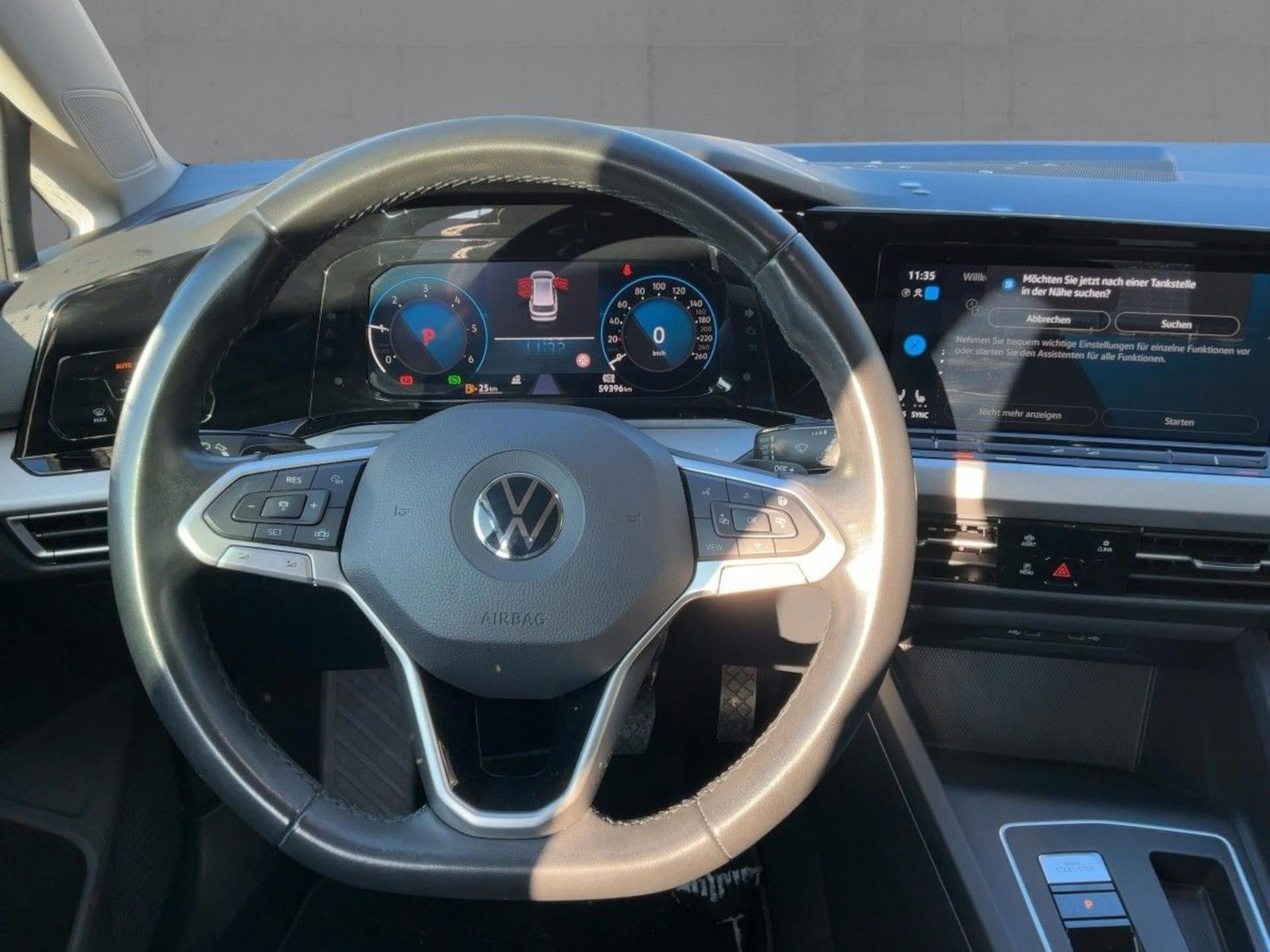 Volkswagen Golf Variant Life