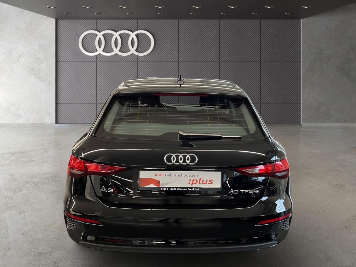 Bild über Audi A3 Sportback TFSI e 40 TFSI e S tronic - für weitere Informationen kontaktieren Sie den Audi Partner
