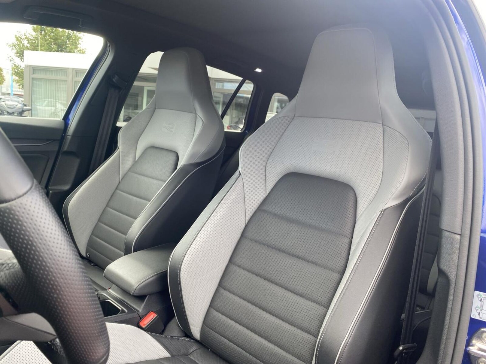 Volkswagen Golf Variant – Bild 8