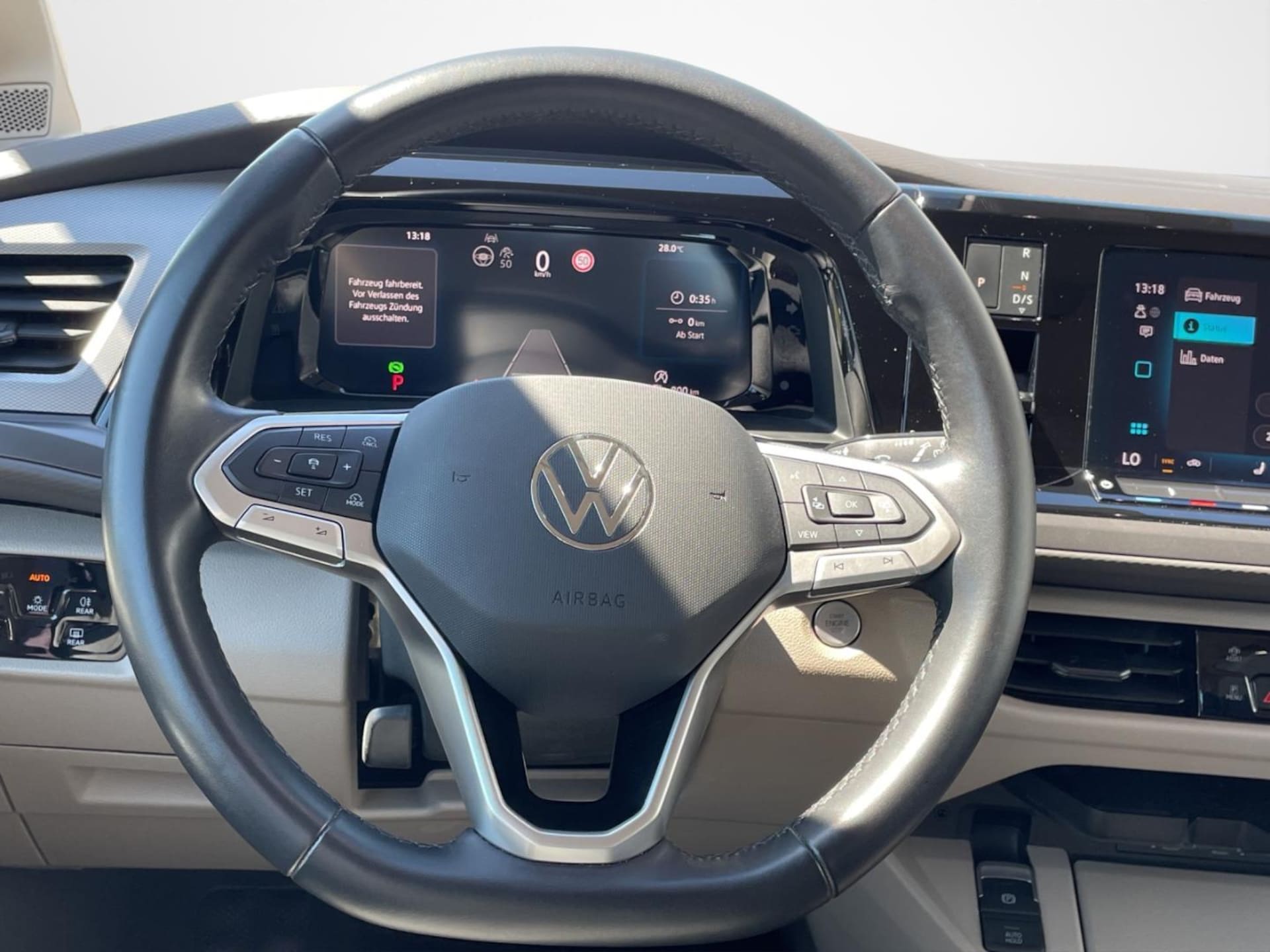 Volkswagen Multivan Basis-Modell