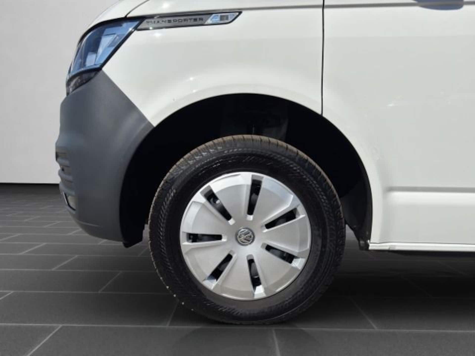 Volkswagen T6.1 Transporter Kasten langer Radstand