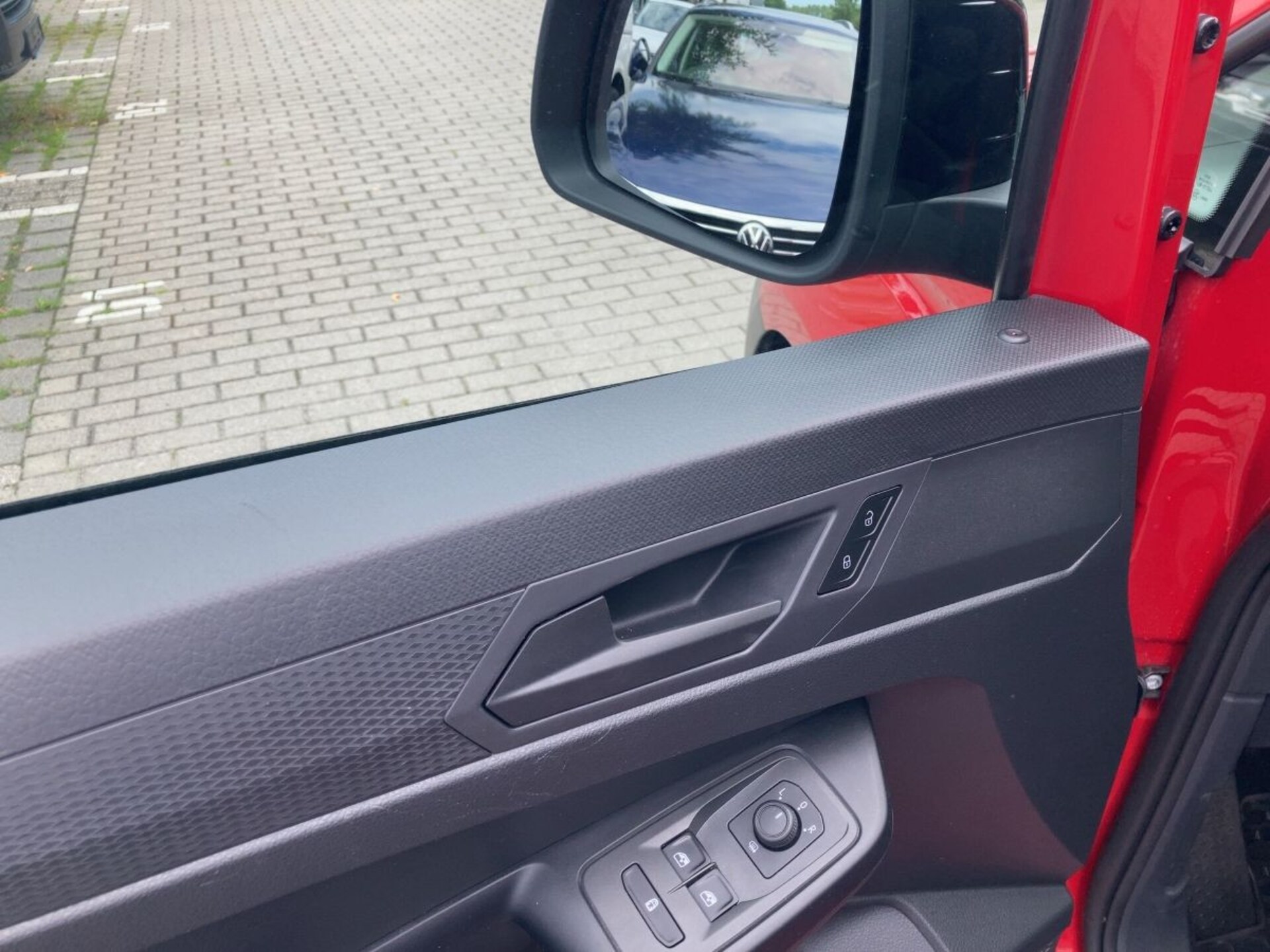 Volkswagen Caddy Maxi Basis-Modell