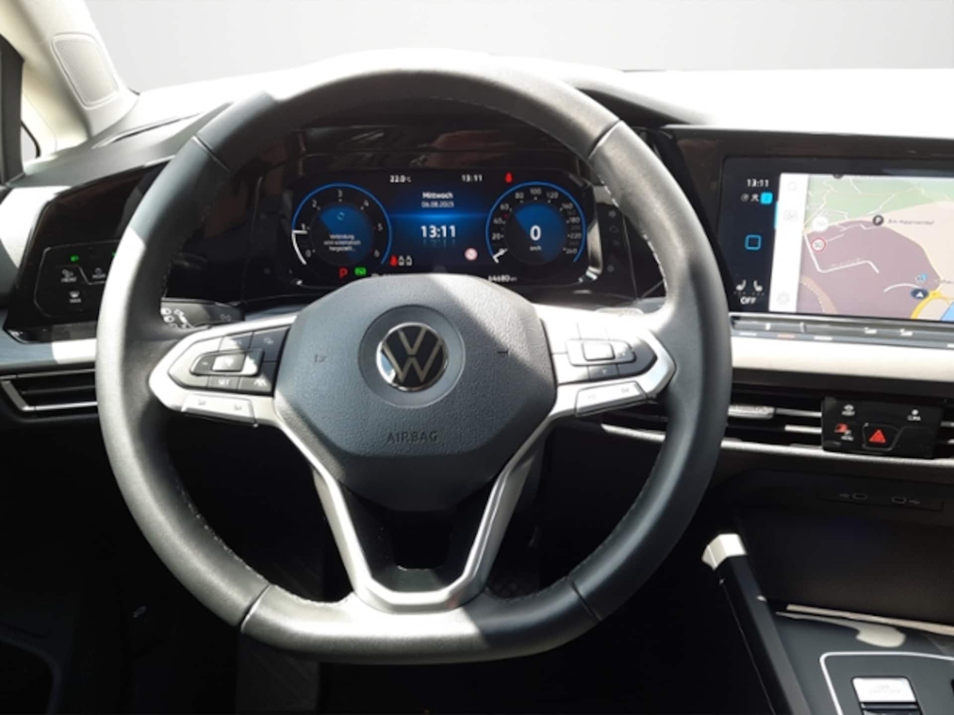 Volkswagen Golf Style