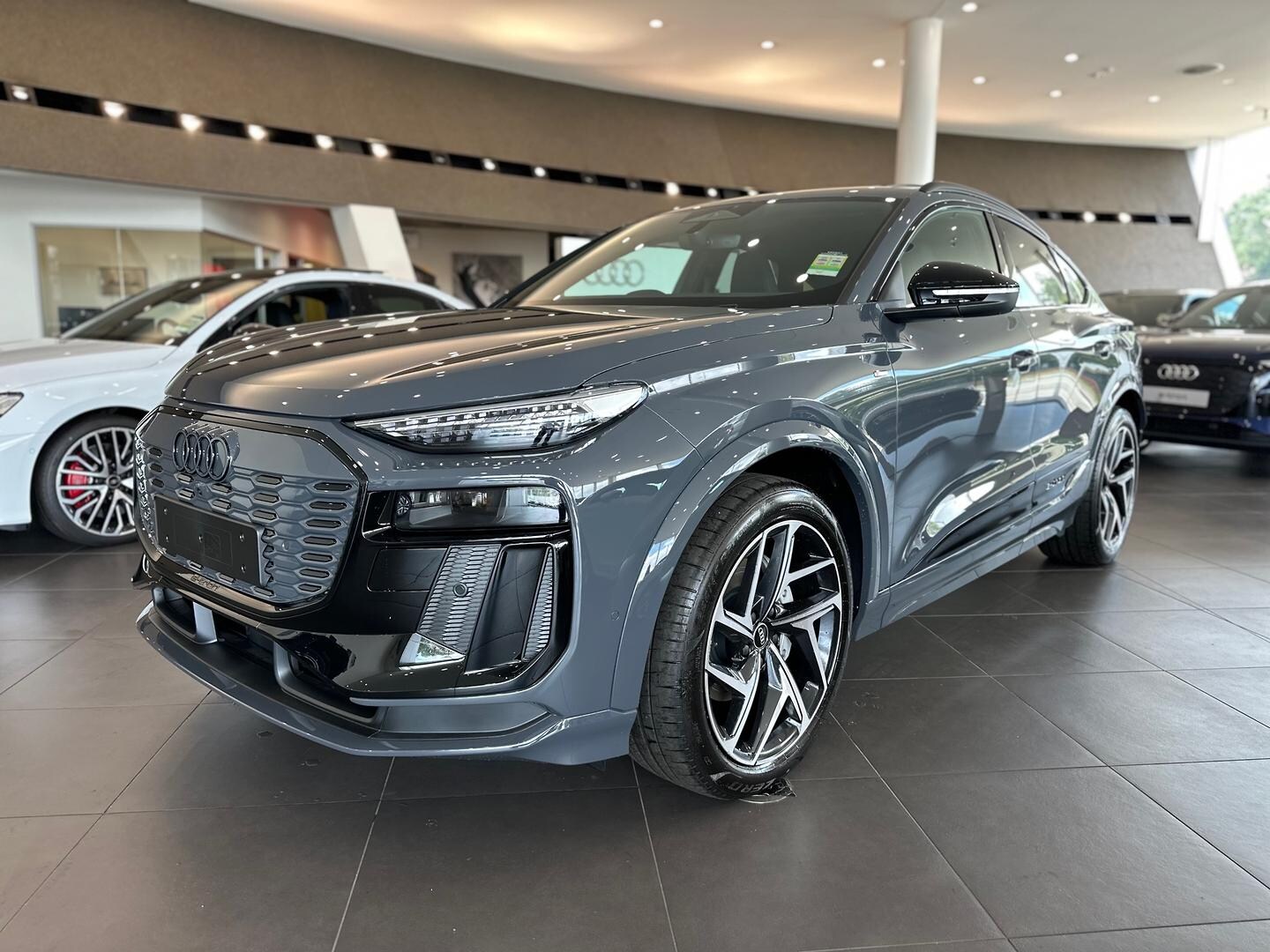 Image about Audi Q6 Sportback e-tron e-tron quattro