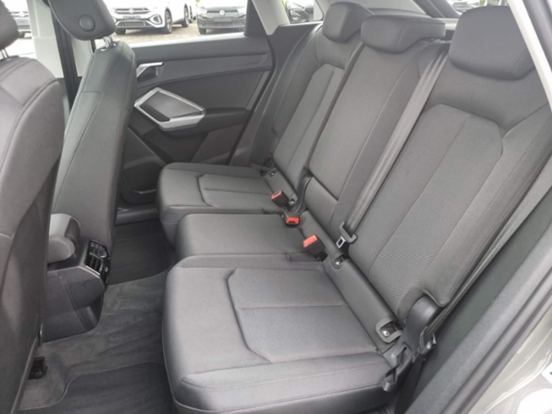 Audi Q3 SUV S line