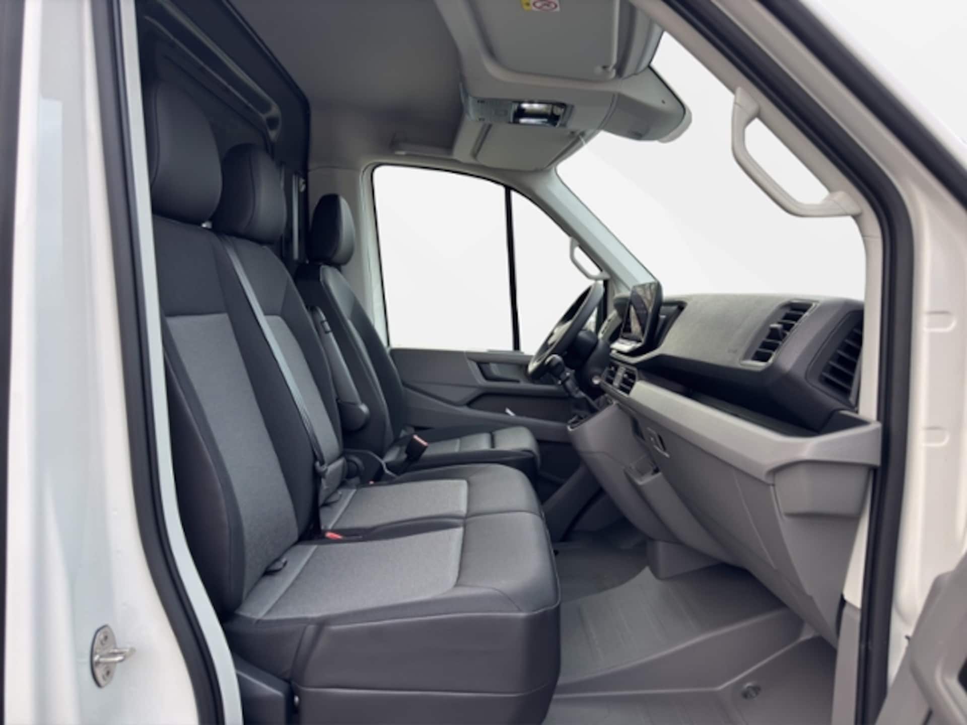 Volkswagen Crafter Kasten langer Radstand