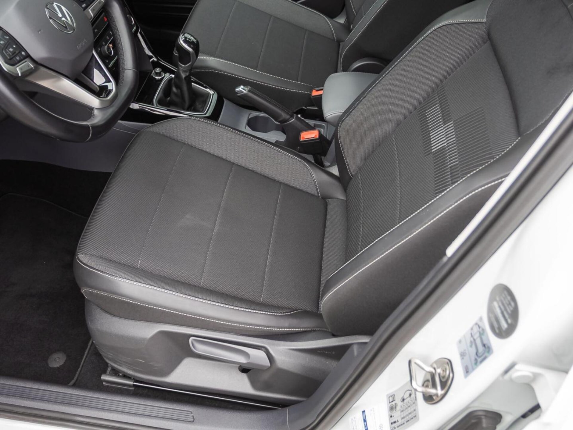 Volkswagen T-Cross Style