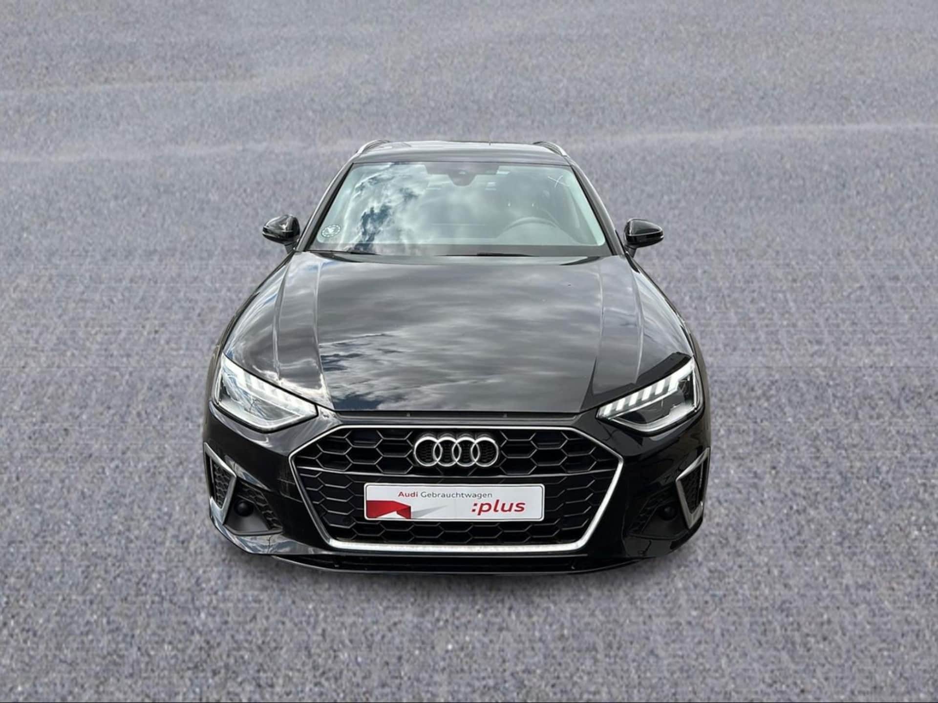 Audi A4 Avant S line