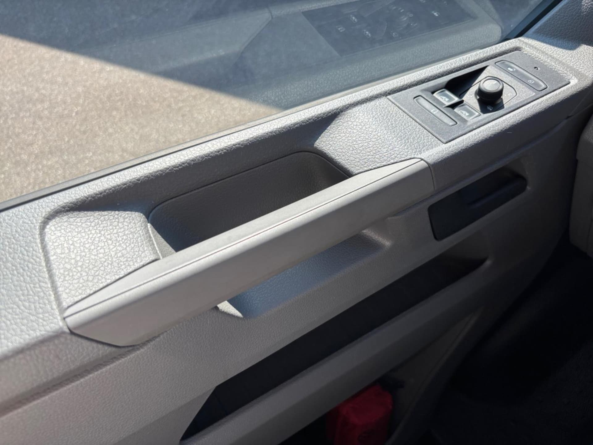 Volkswagen T6.1 Transporter Kombi kurzer Radstand