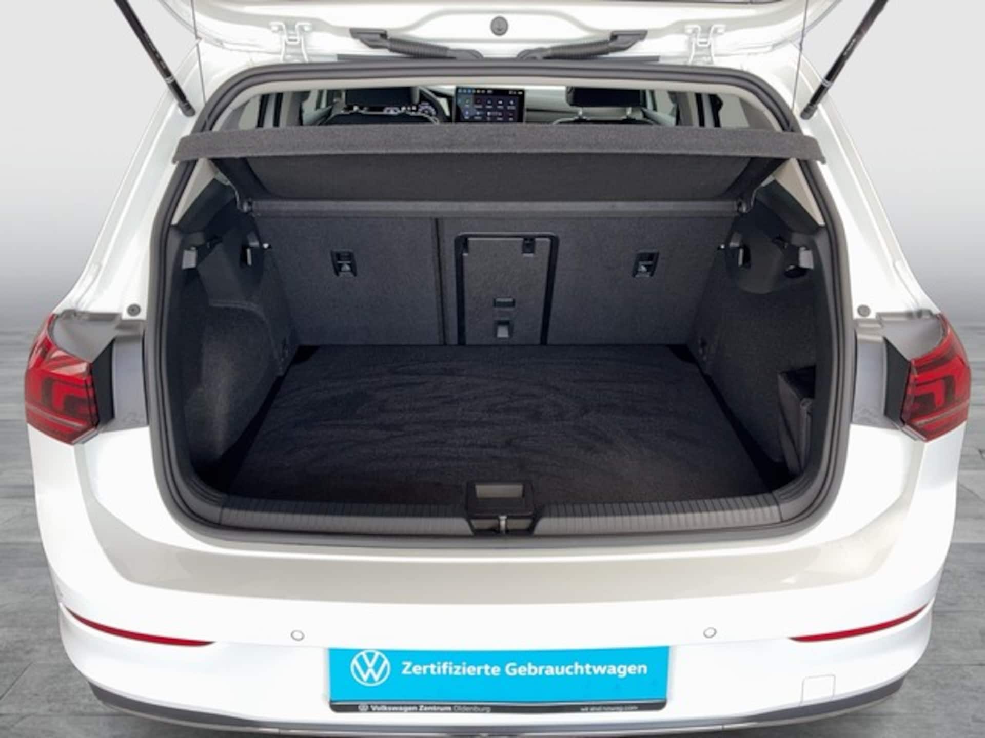 Volkswagen Golf Life