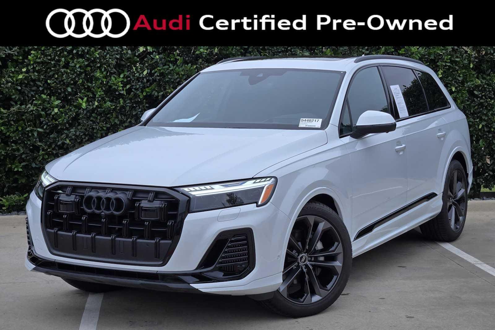 2025 Audi Q7 55 Prestige quattro Tiptronic's photo