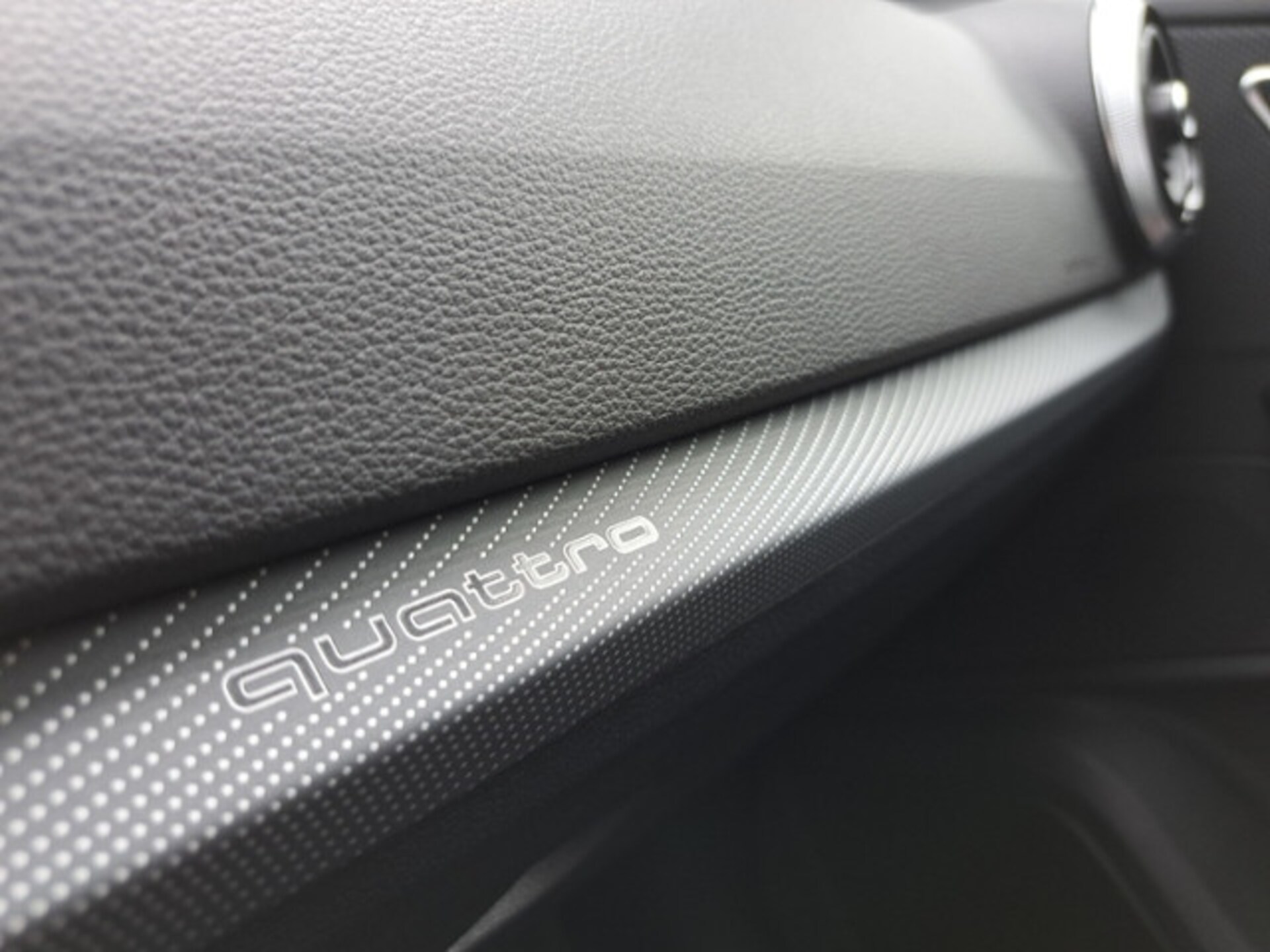 Audi SQ2