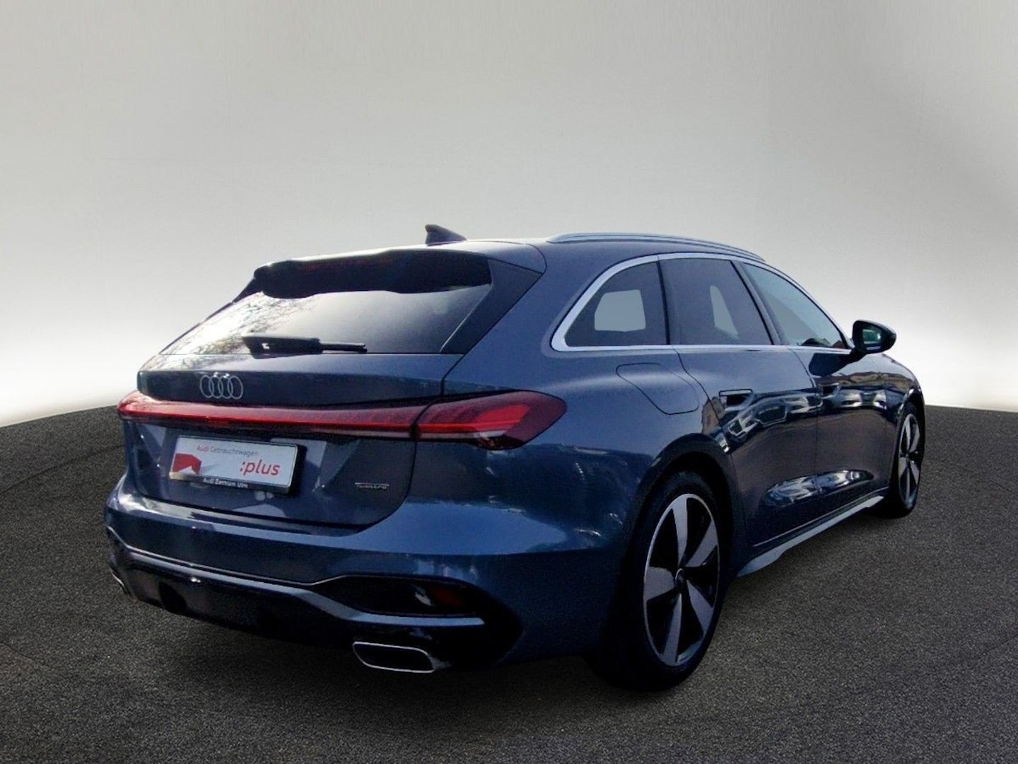 Bild über Audi A5 Avant e-hybrid e-hybrid quattro 220 kW S tronic - für weitere Informationen kontaktieren Sie den Audi Partner