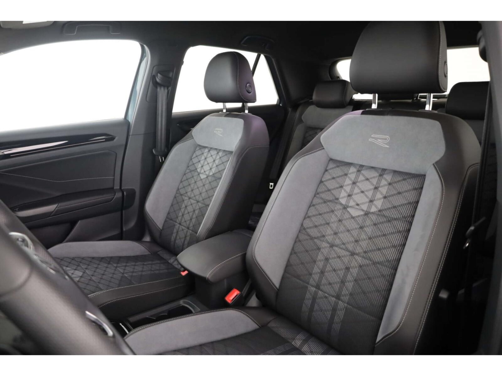 Volkswagen T-Roc – Bild 10