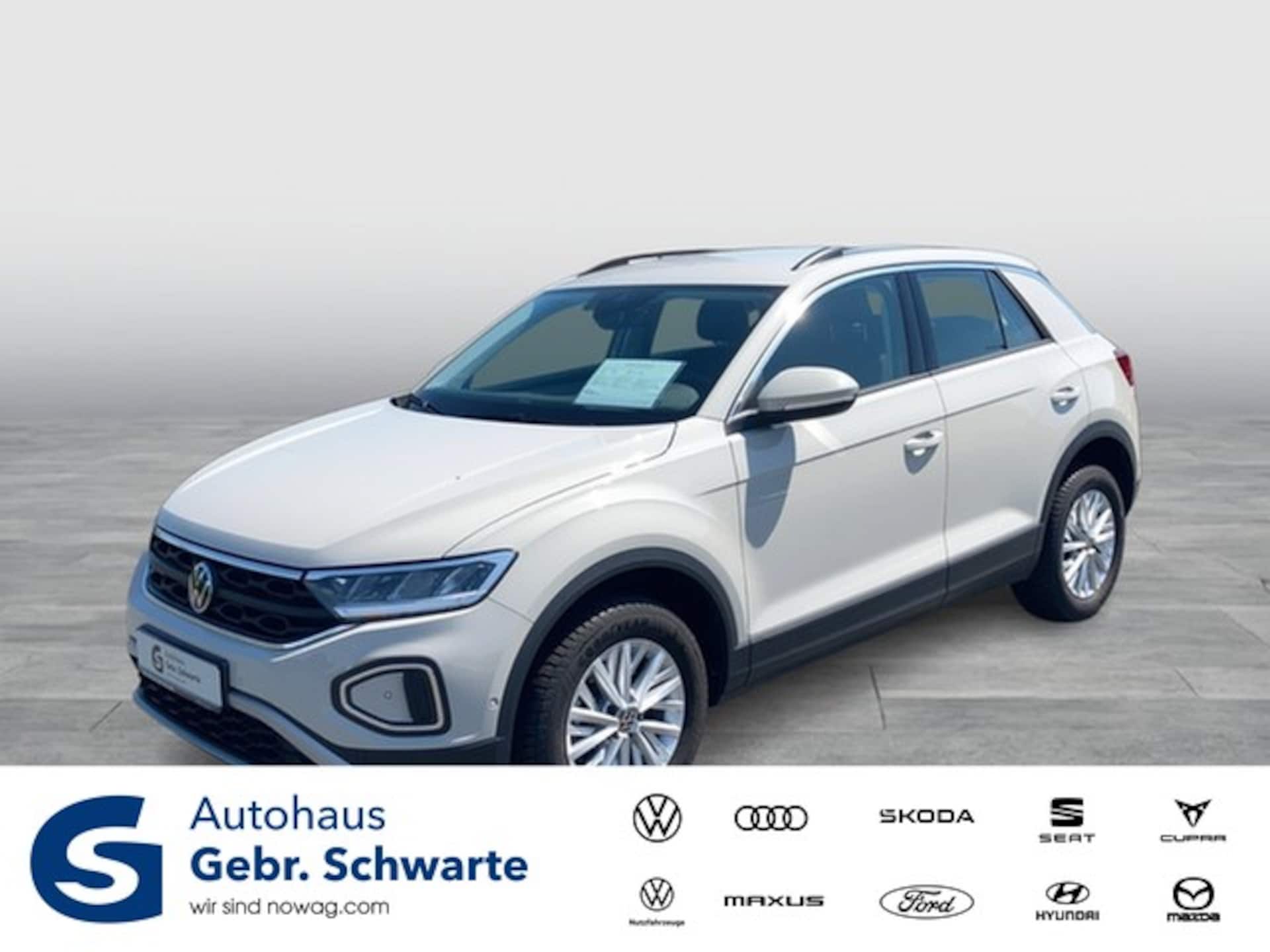 Volkswagen T-Roc 2023 — T-Roc 1.5 TSI DSG Life LED+PDC+ALU+NAVI+APP-CON