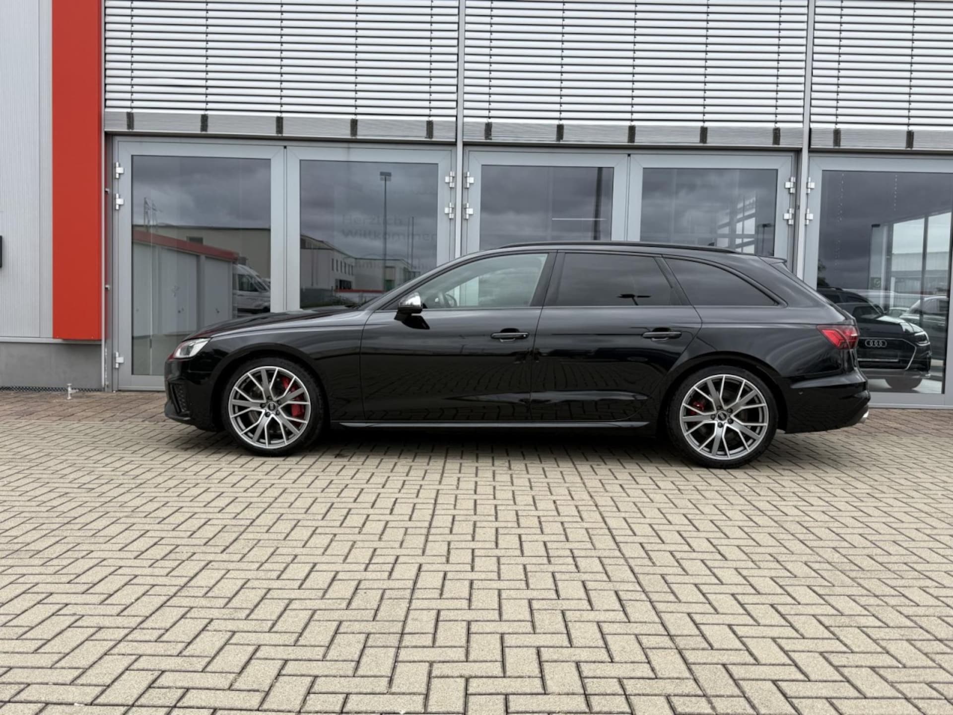 Audi S4 Avant