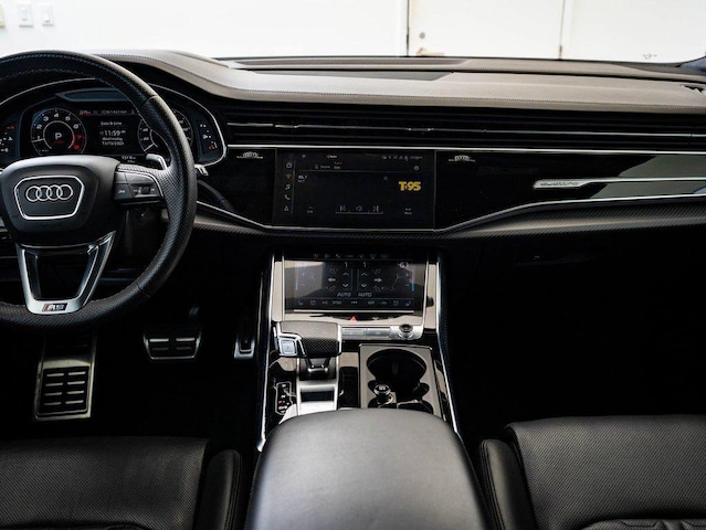 2024 Audi RS Q8 Base - Photo 37
