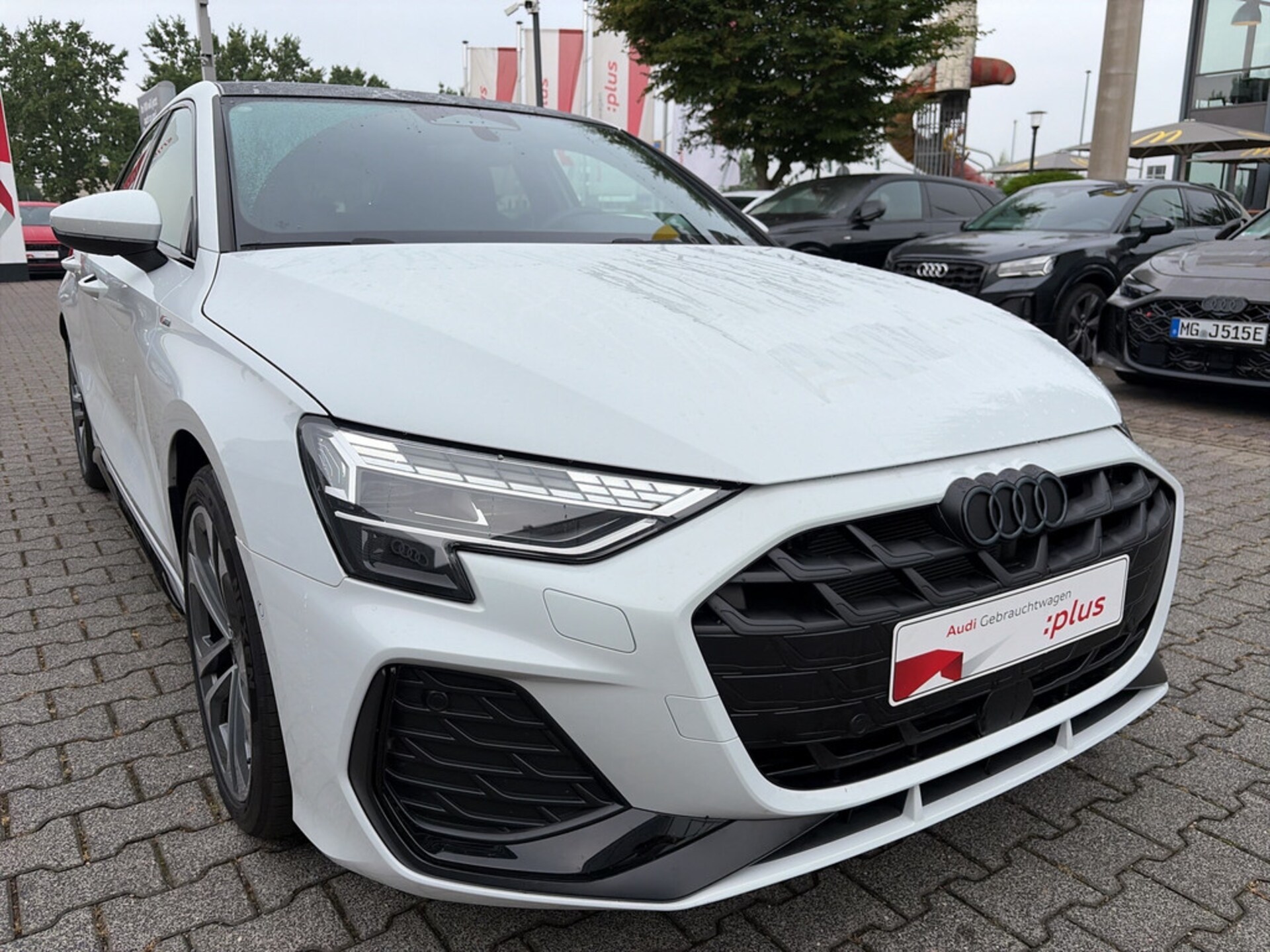 Audi A3 Sportback S line