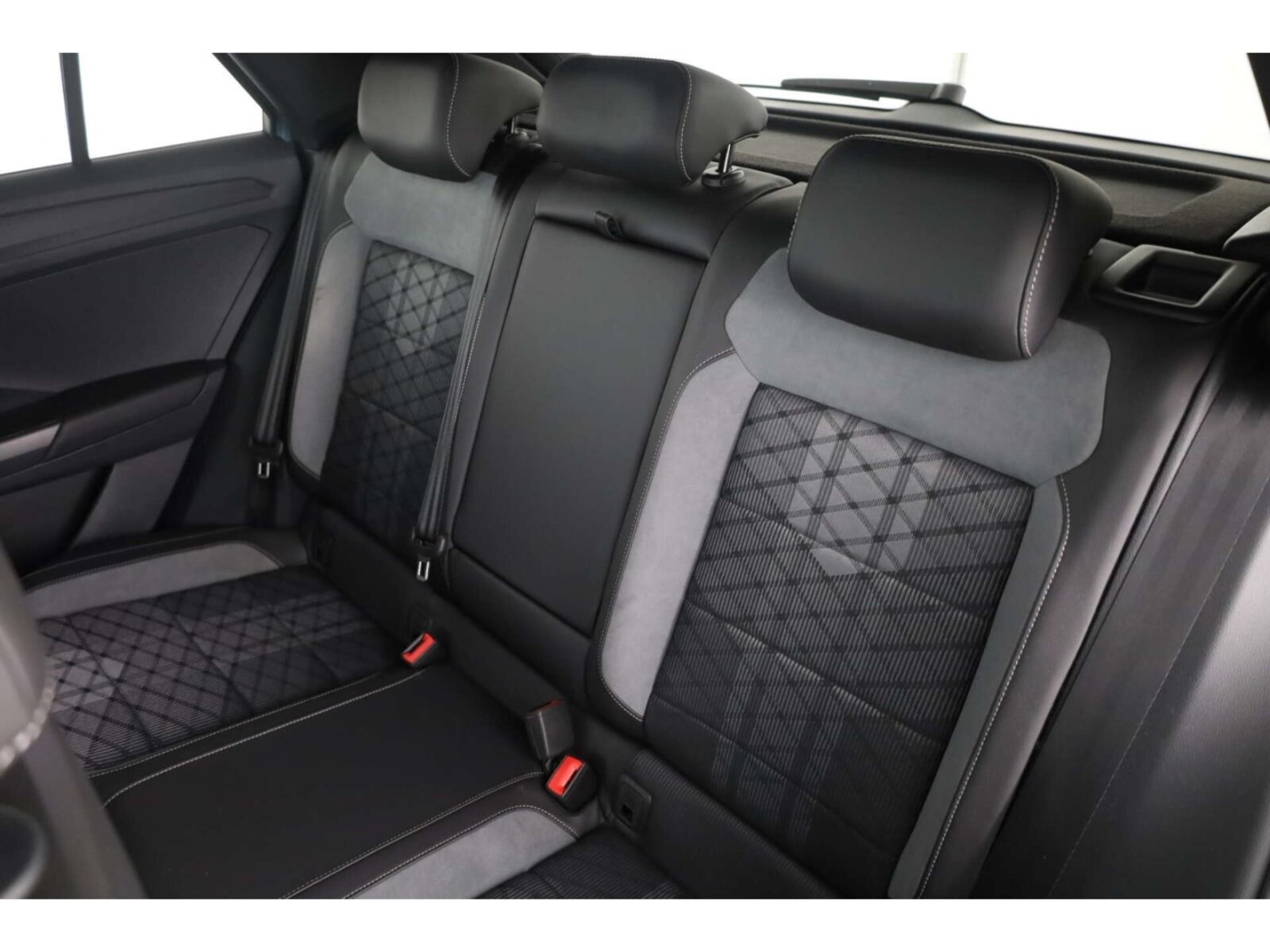 Volkswagen T-Roc – Bild 11