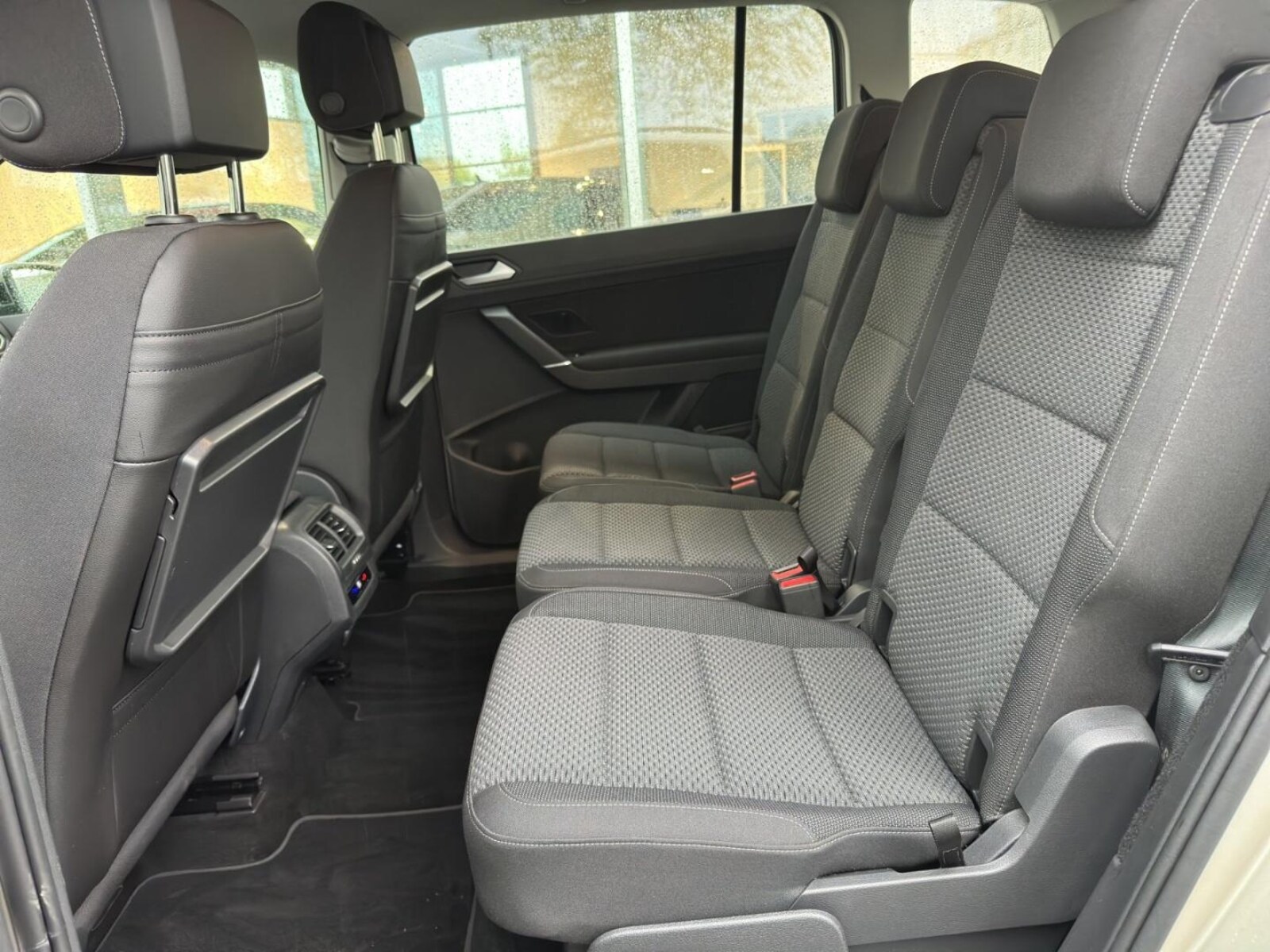 Volkswagen Touran – Bild 23