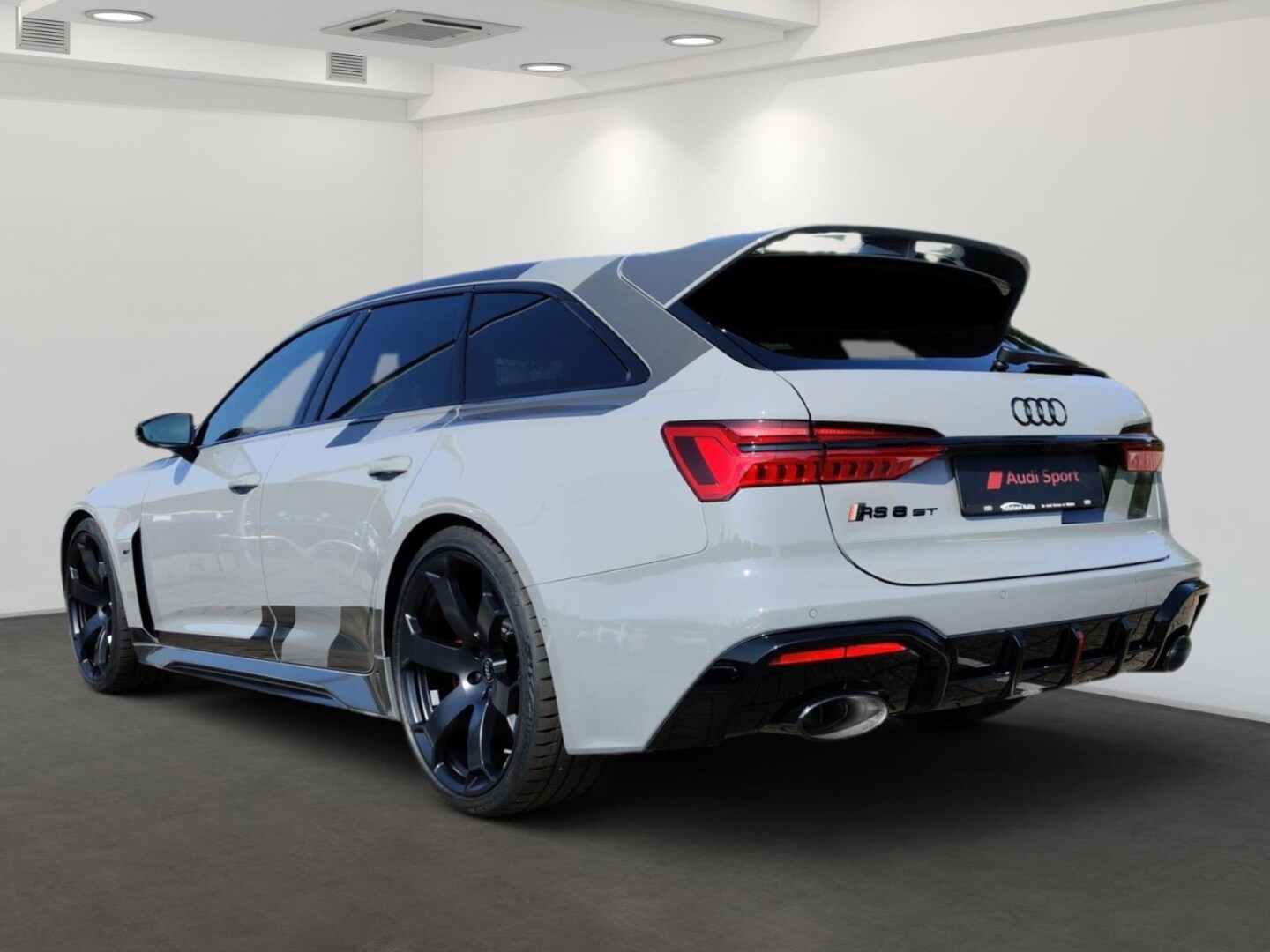 Image about Audi RS 6 Avant performance quattro tiptronic