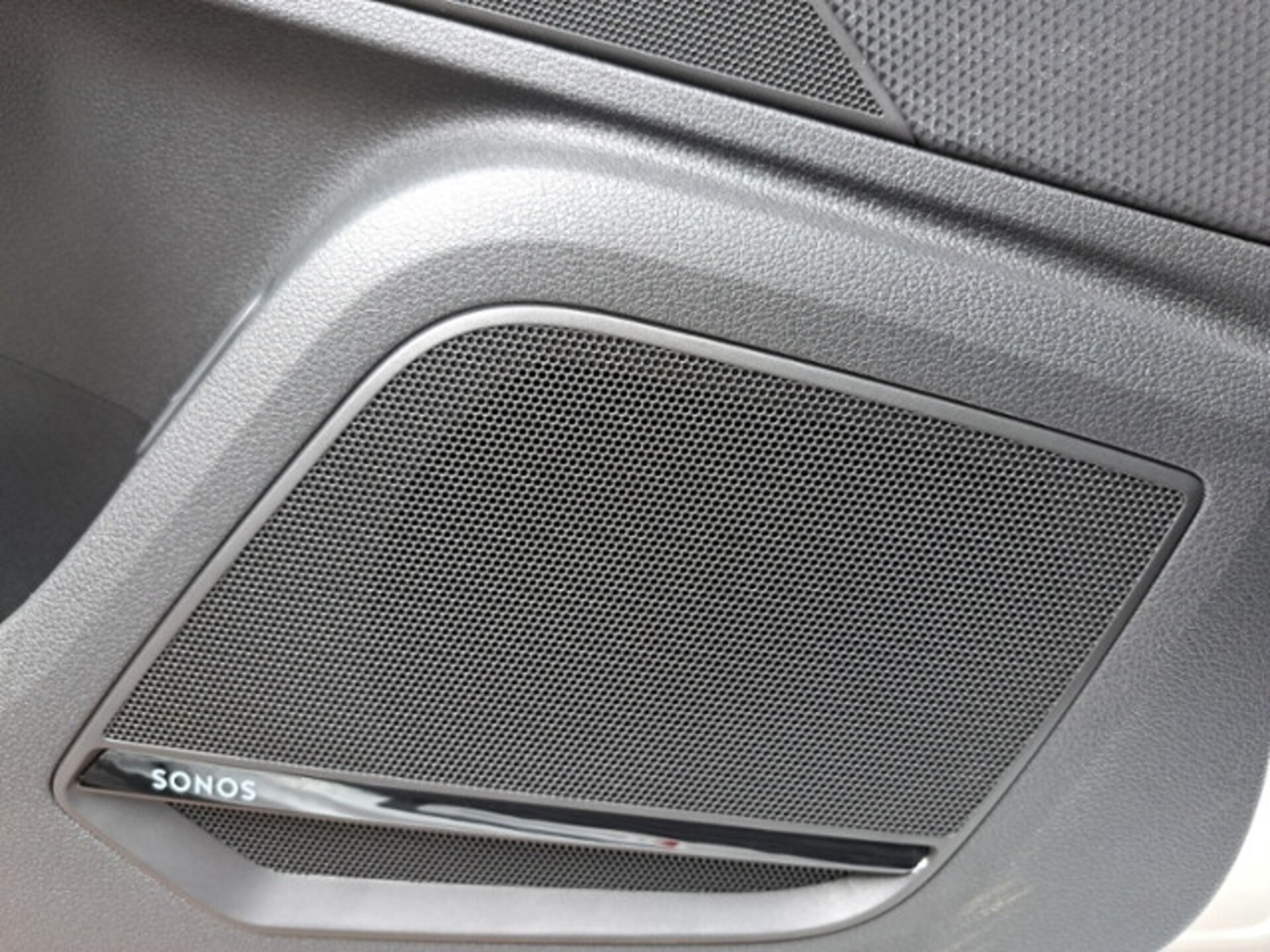 Audi SQ2