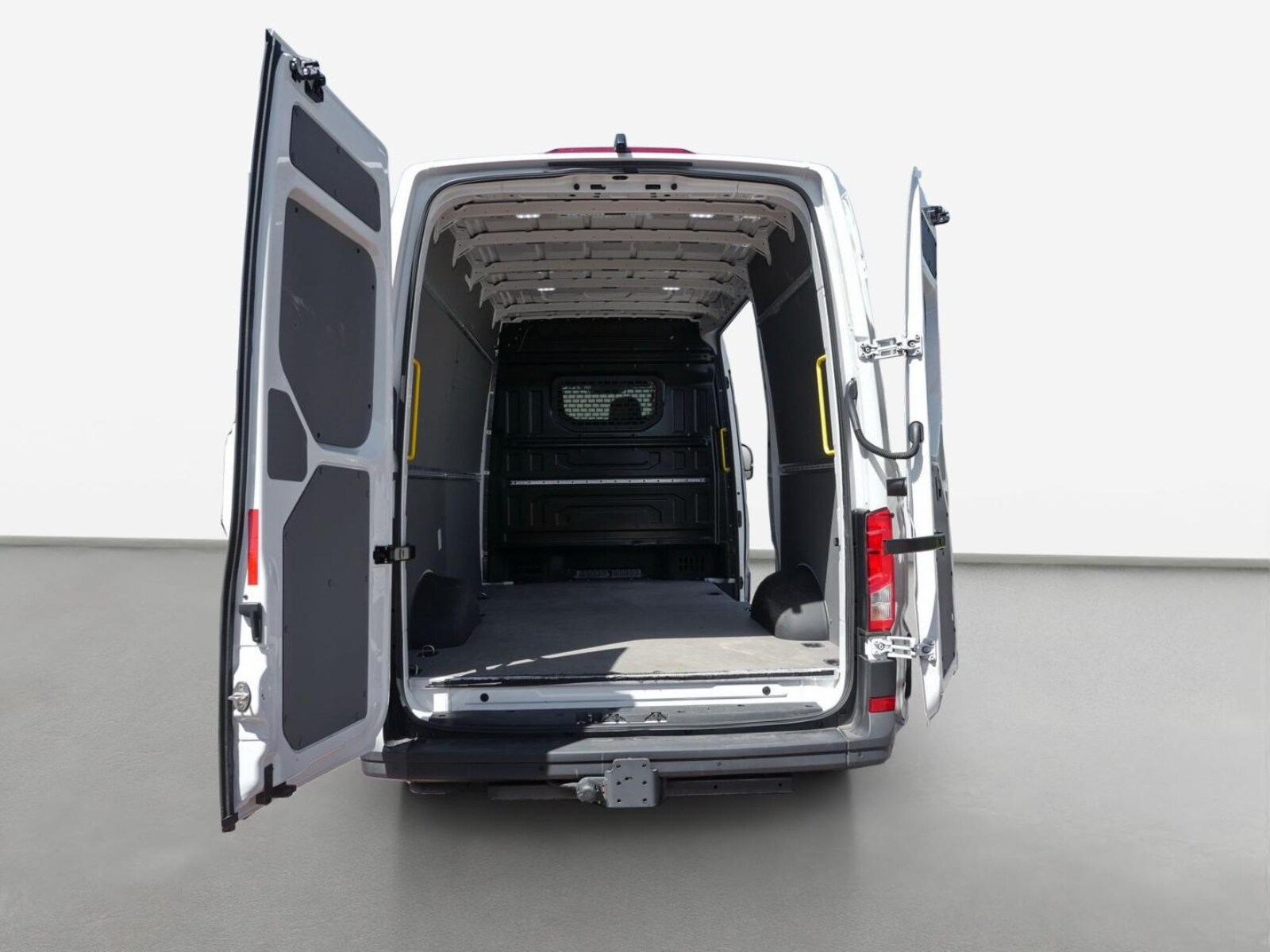 Volkswagen Crafter Kasten mittlerer Radstand – Bild 11