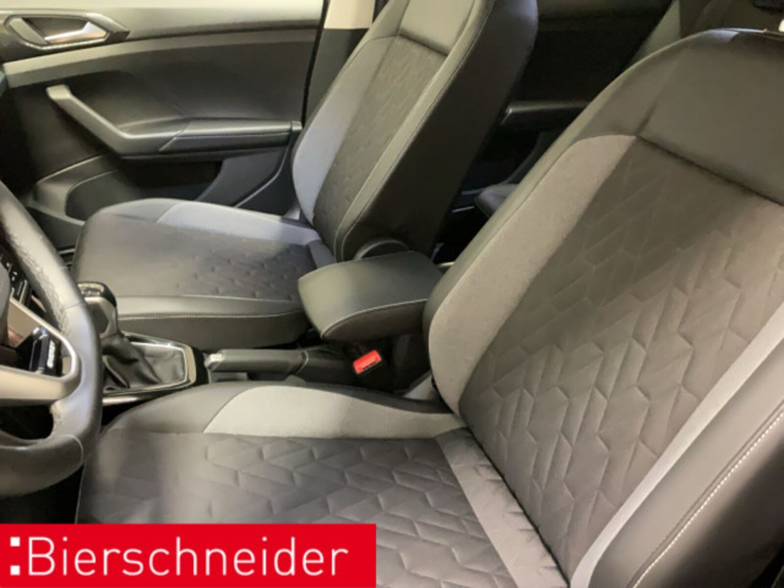 Volkswagen T-Cross – Bild 12