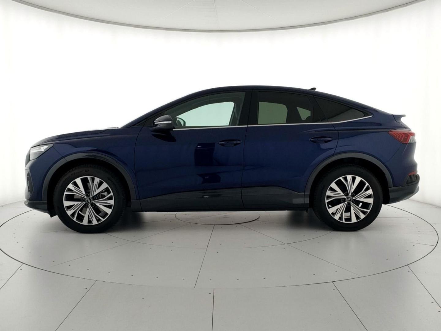 Immagine di Audi Q4 Sportback e-tron Business Advanced 40 e-tron 150,00 kW - Vista: for more details contact your dealer