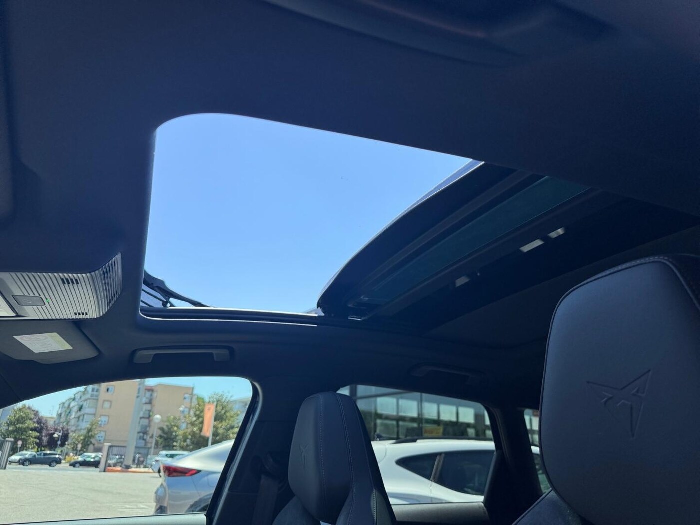CUPRA Terramar 1.5 eTSI DSG 110 kW (150 CV) — photo 12