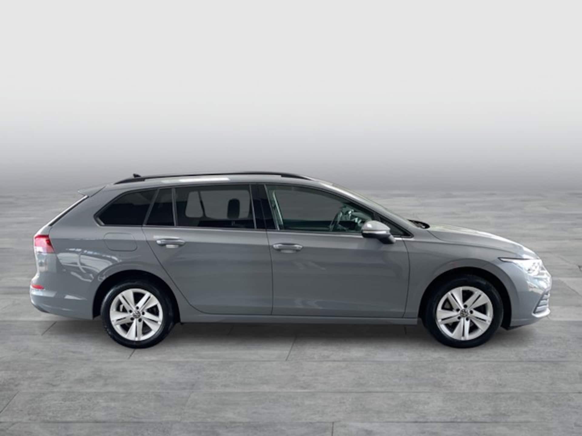 Volkswagen Golf Variant Life