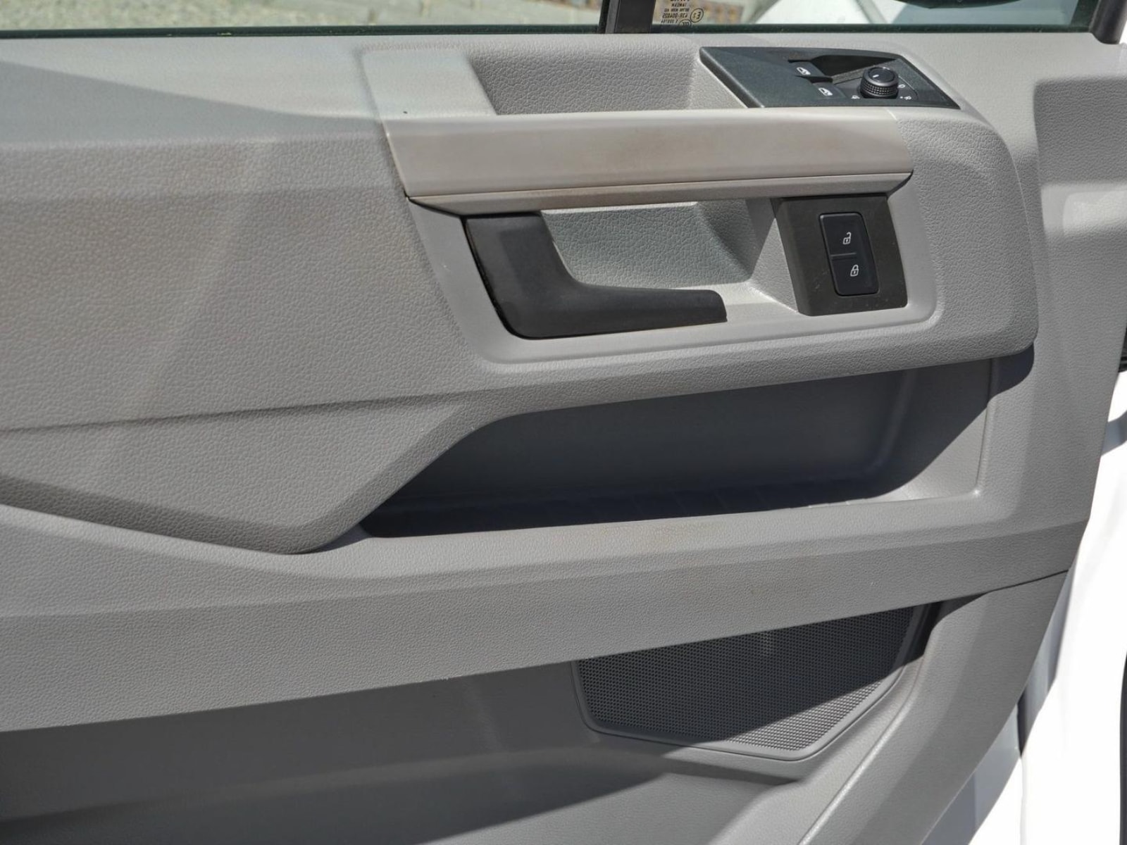 Volkswagen Crafter Kasten mittlerer Radstand – Bild 21