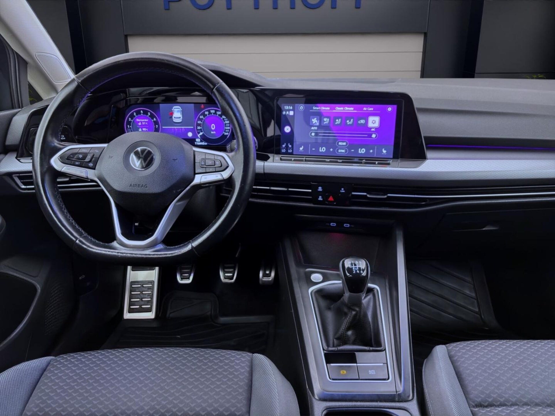 Volkswagen Golf Active