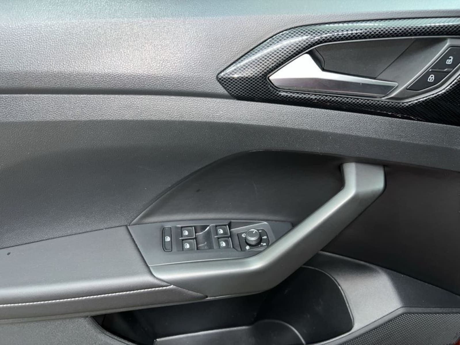 Volkswagen T-Cross – Bild 17
