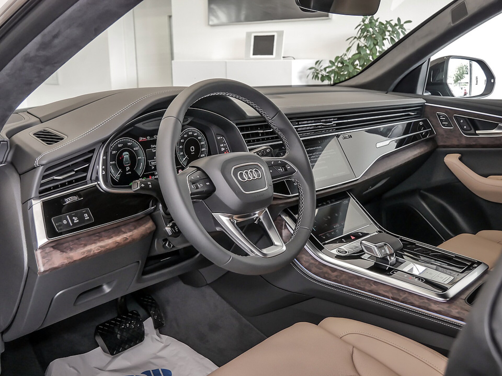 Audi Q8 SUV TFSI e