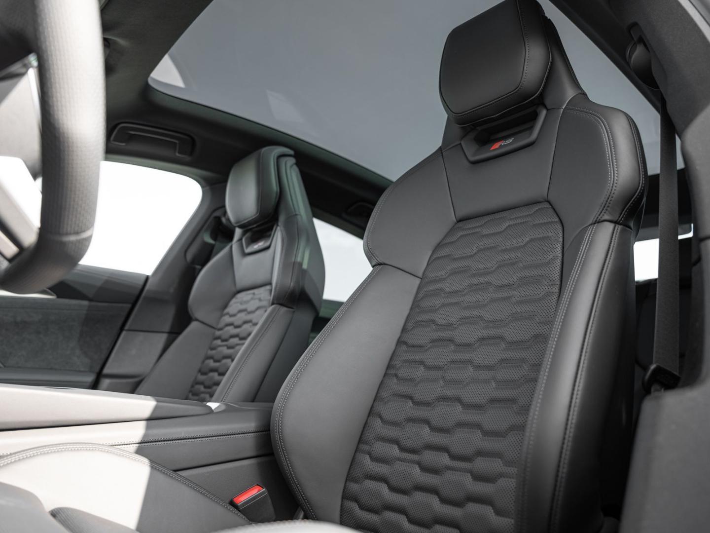 Image about Audi RS e-tron GT e-tron quattro