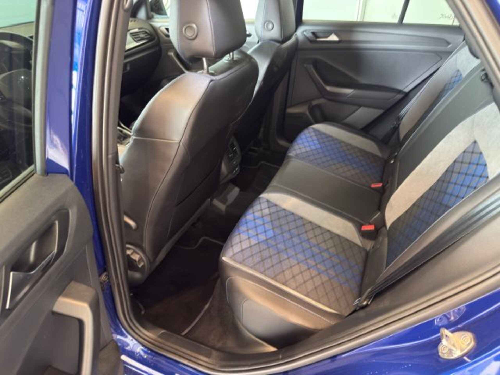 Volkswagen T-Roc R